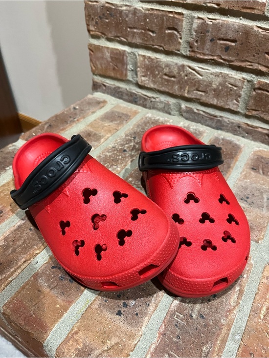 CROCS Shoes - Disney CROCS - Red with Black Strap